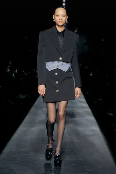 Look 26